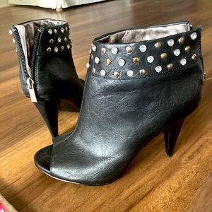 Kenneth Cole Open Toed Booties